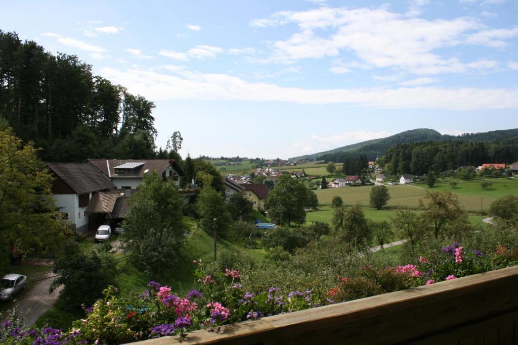 Gasthaus - Gaestehaus Schusterbauer Rein Номер фото